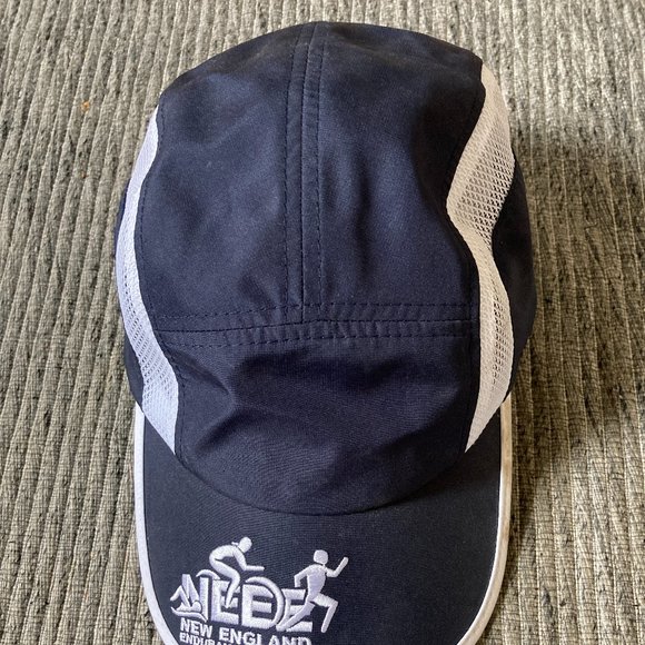 Performance Cap - Picture 2 of 6